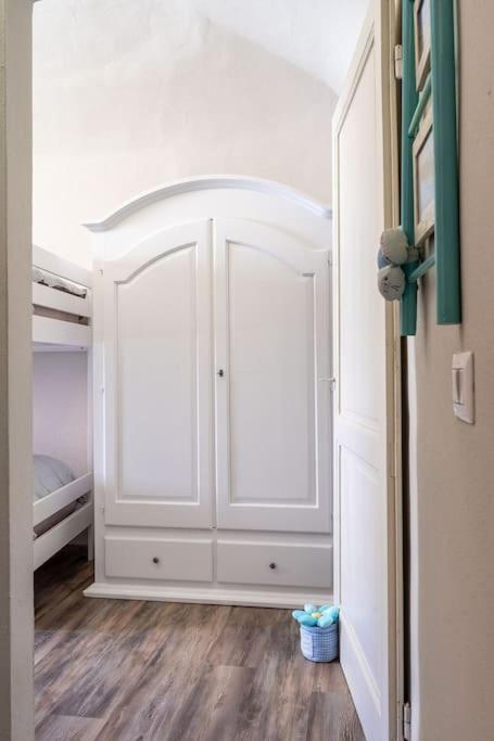 Casa Vacanze L'Angolo Fiorito Bettolle Kültér fotó